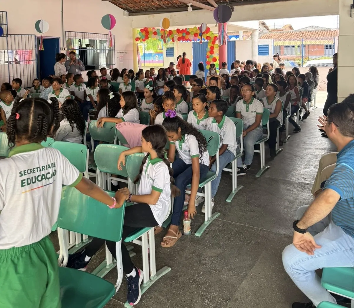 Secretário de educação apresenta ações para atender demanda de professores e alunos na Rede Municipal