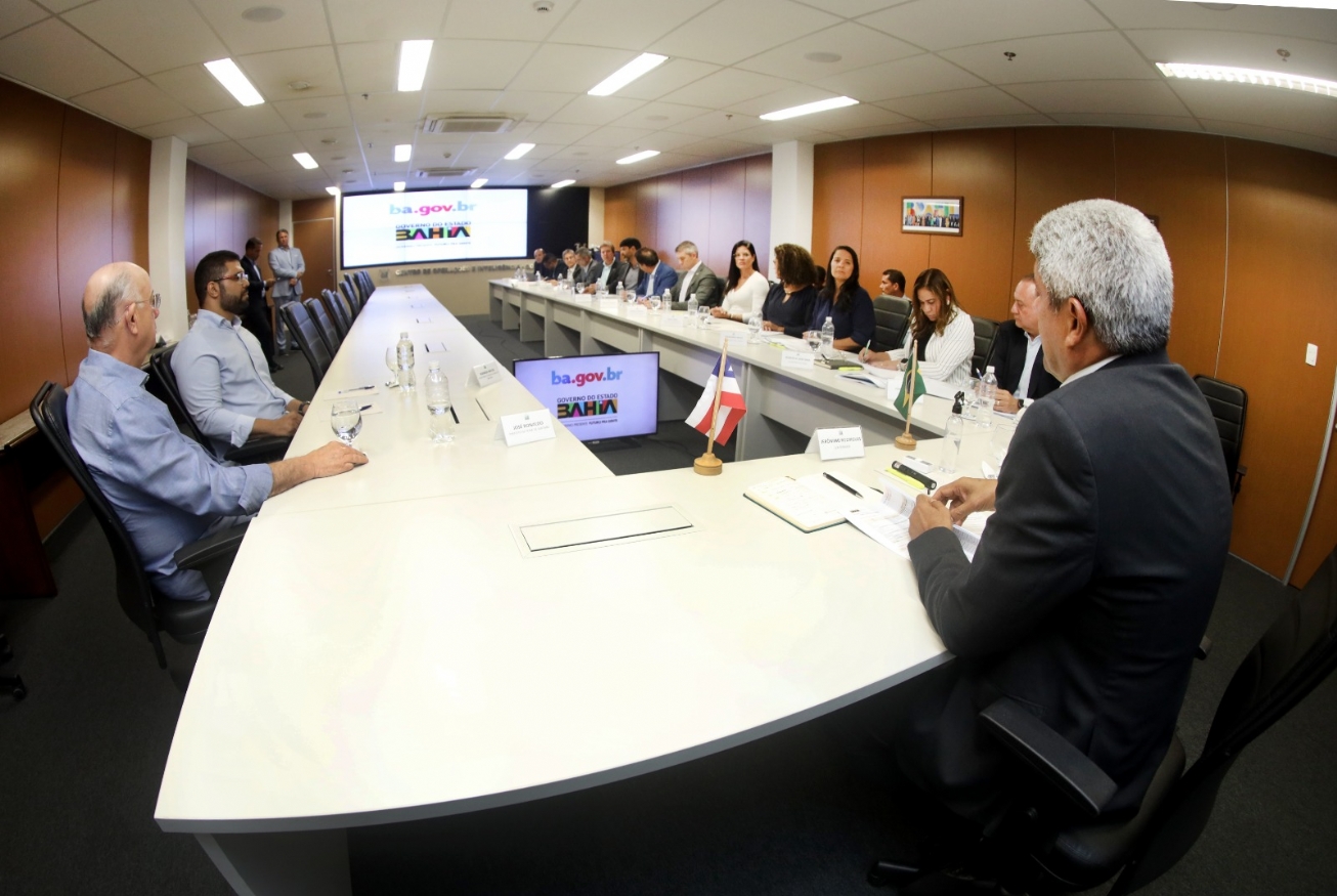 Prefeito José Ronaldo e governador Jerônimo Rodrigues realizam primeira reunião institucional