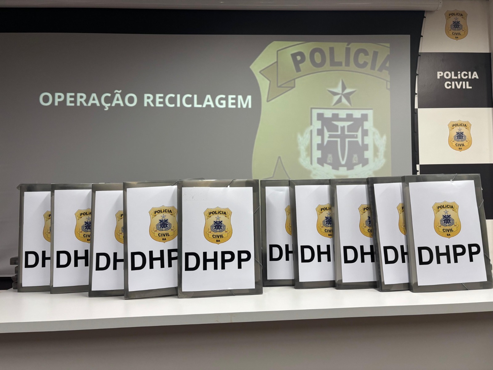 Polícia Civil conclui Operação Reciclagem com 22 presos e apreensão de armas e drogas na Bahia