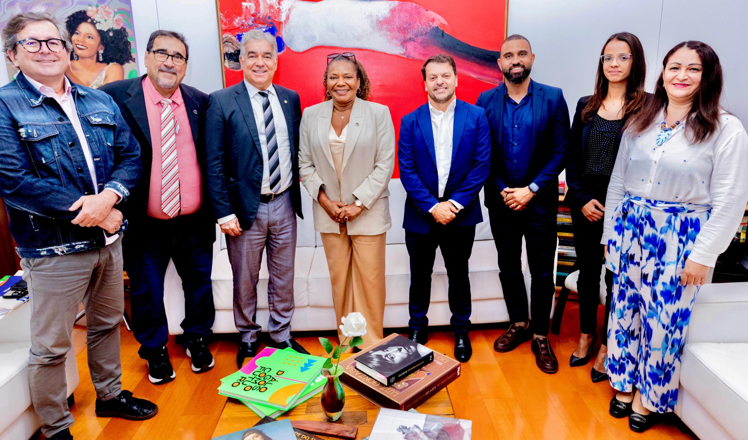 Zé Neto e representantes da música e cultura gospel na Bahia se reúnem com ministra Margareth Menezes para fortalecer o segmento