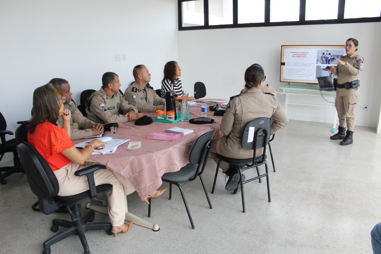 Educação Municipal formaliza parceria com o PROERD da Polícia Militar