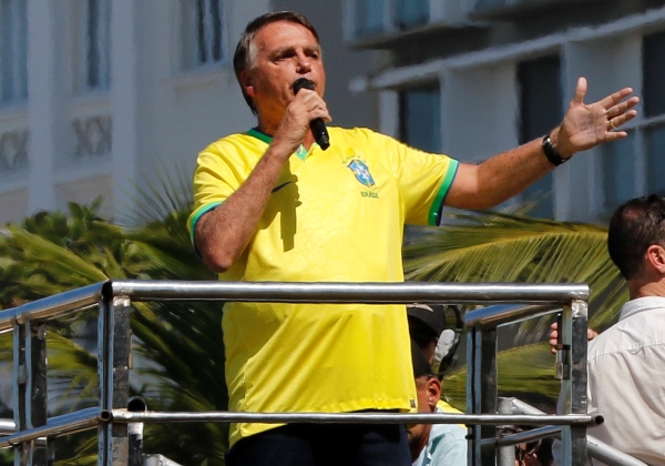 Bolsonaro e aliados convocam manifestação em prol da anistia para envolvidos no 8/1