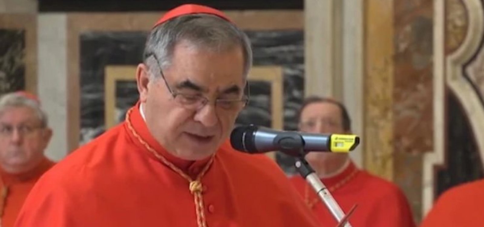 Após escândalo e condenação, cardeal demitido por Francisco não estará no conclave