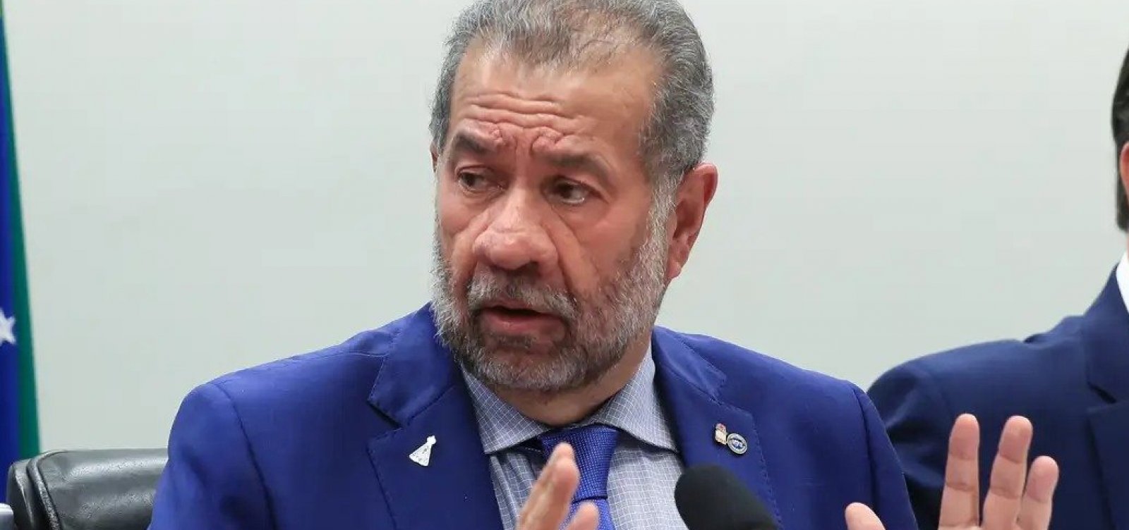 Lupi diz que sempre foi contra descontos em benefícios previdenciários