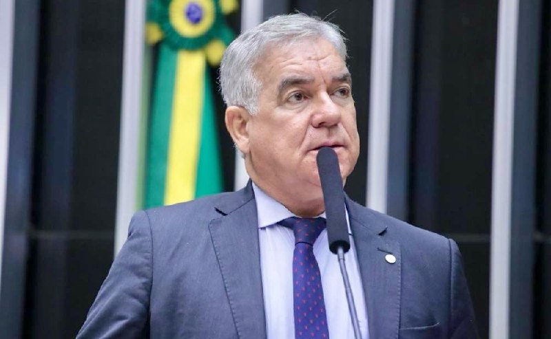 Zé Neto lidera intenções de voto em Feira de Santana para deputado federal em 2026, mostra pesquisa