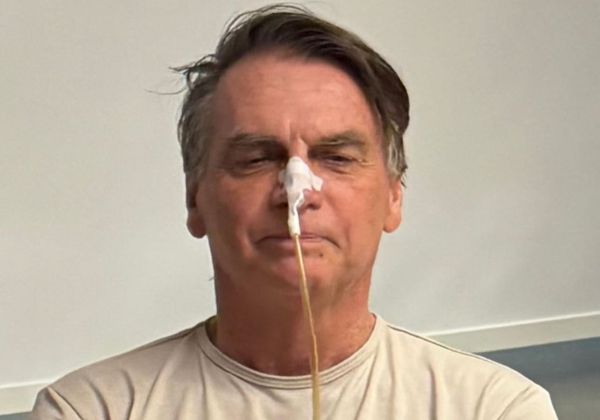 Bolsonaro deixa UTI após 19 dias internado e segue recuperação em quarto do hospital