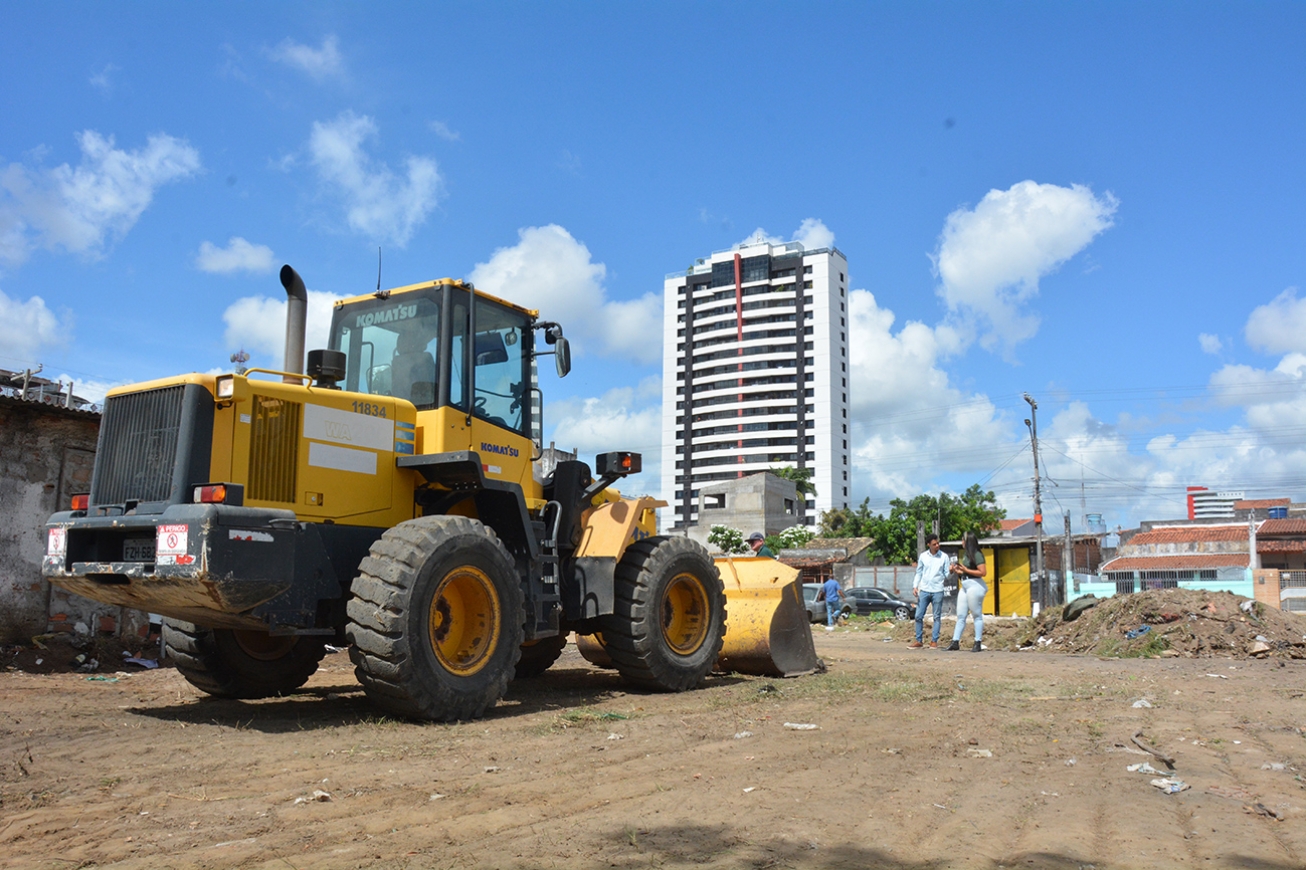 Sesp intensifica fiscalização de transportadores irregulares de entulho da construção civil