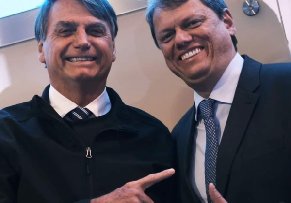Tarcísio de Freitas descarta candidatura à Presidência em 2026