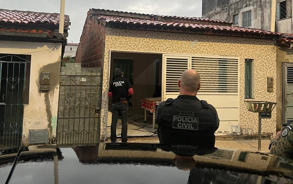 Operação Aruna prende 12 pessoas e cumpre 24 mandados de busca e apreensão no interior da Bahia