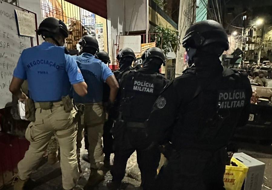 Criminoso que fez reféns no Nordeste de Amaralina foi colocado em liberdade em novembro de 2024