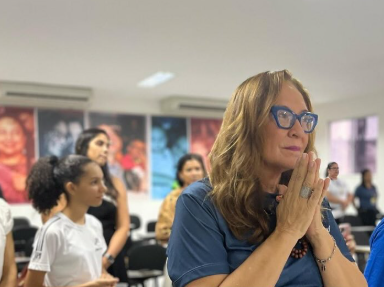 Professora Rita de Cássia Braz será homenageada com o título de Cidadã Riocontense em sessão solene