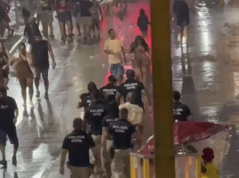 Polícia prende homem com mandado de prisão em aberto durante Micareta de Feira