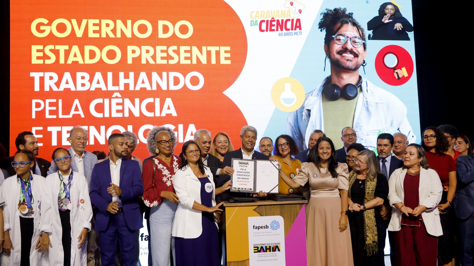 Ministério da Ciência e governo baiano vão investir R$ 67,3 milhões para fortalecer educação científica nas escolas