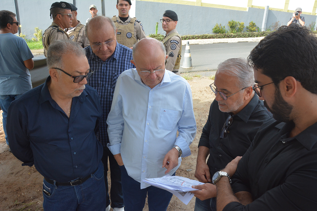 José Ronaldo autoriza abertura de via ligando avenidas Artêmia Pires e Sérgio Carneiro