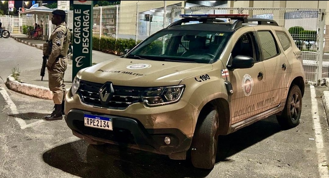 Polícia prende homem suspeito de furto no centro de Feira