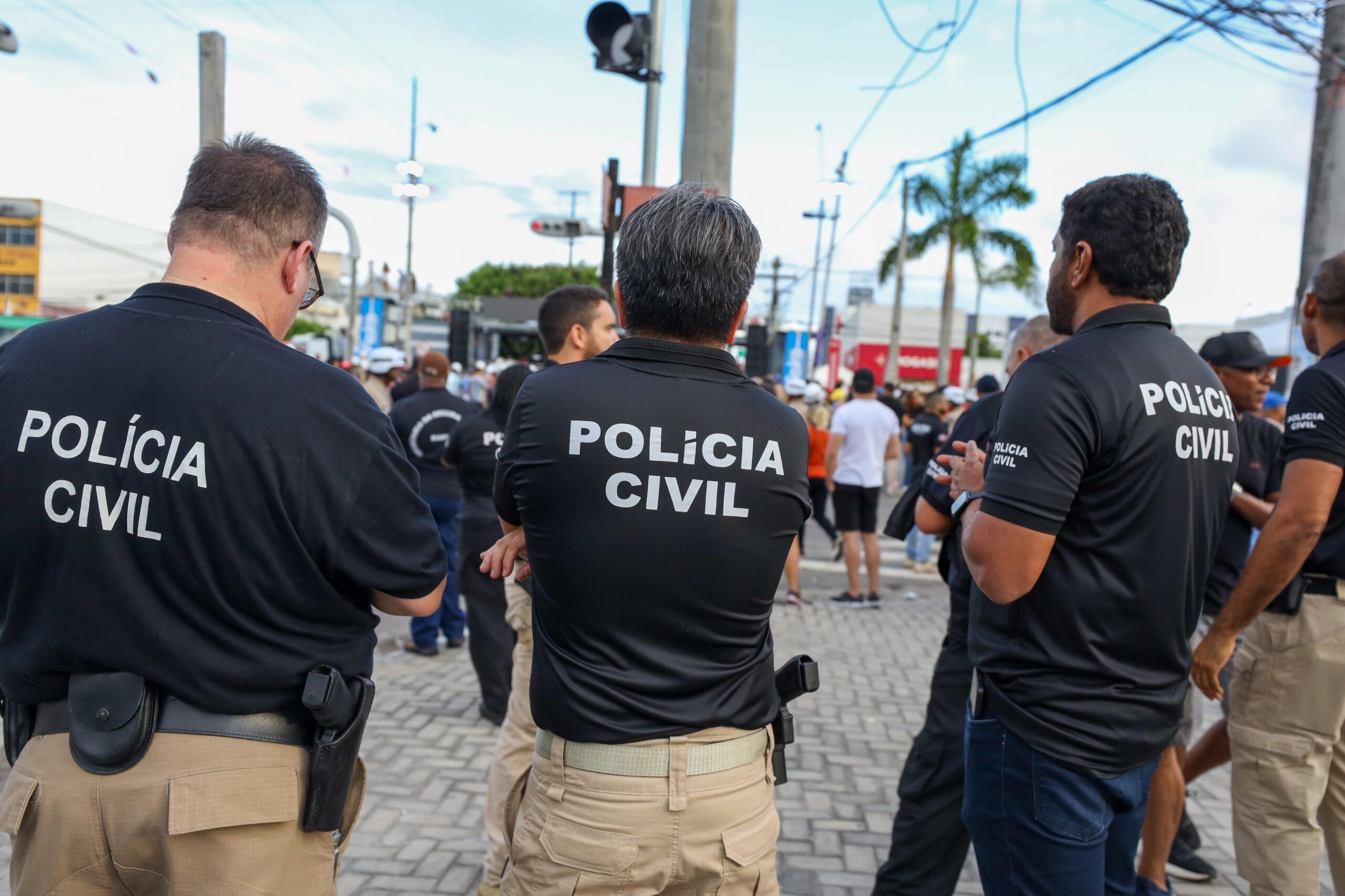 Polícia Civil da Bahia prende dois homens em flagrante por furto durante Micareta de Feira de Santana