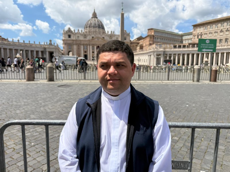 Padre celebra eleição de confrade agostiniano como Papa