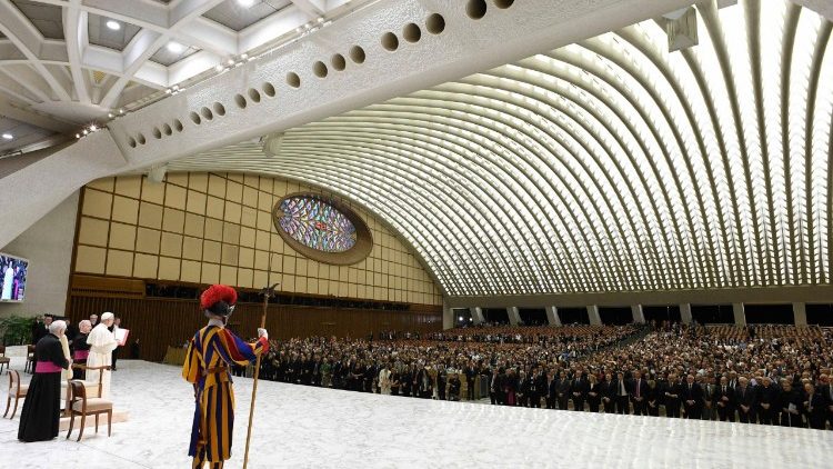 Papa Leão XIV à imprensa mundial: orientar os instrumentos para o bem de todos