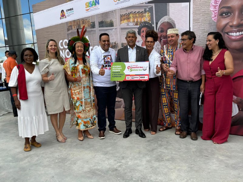 Governador Jerônimo Rodrigues entrega cozinhas comunitárias para atender 50 mil famílias
