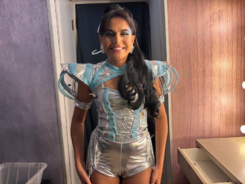Artista feirense, Letícia Brasil destaca emoção de cantar na Micareta de Feira
