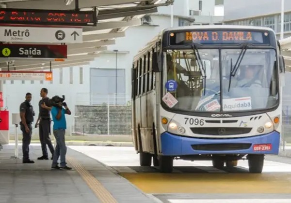 Rodoviários dos ônibus metropolitanos anunciam greve a partir de terça-feira (3)