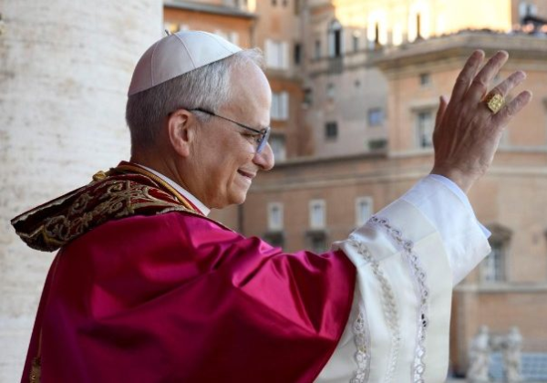 Papa Leão XIV abre nova conta no Instagram e envia mensagem: ‘A paz esteja com todos vós’