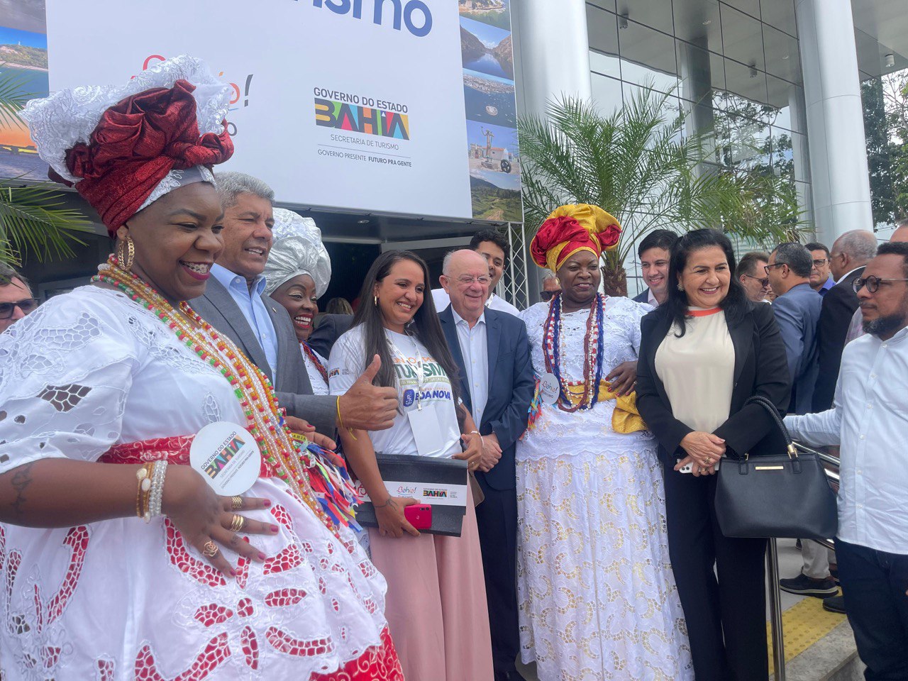 Bahia reforça liderança no turismo nacional em seminário com prefeitos e gestores em Feira de Santana