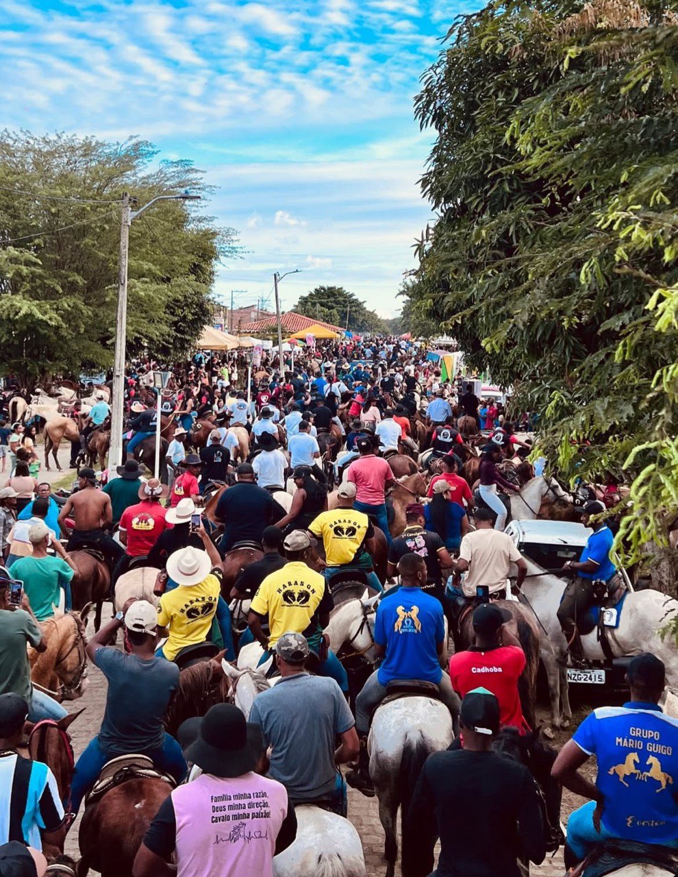 Cavalgada “Partiu Songa” bate recorde de público e portões são fechados por conta da superlotação