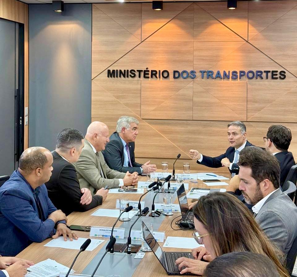 Governo federal e empresários discutem nova ferrovia entre Feira e Salvador 