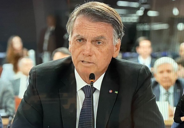 Nome de Bolsonaro não consta na lista de indiciados no inquérito da ‘Abin Paralela’