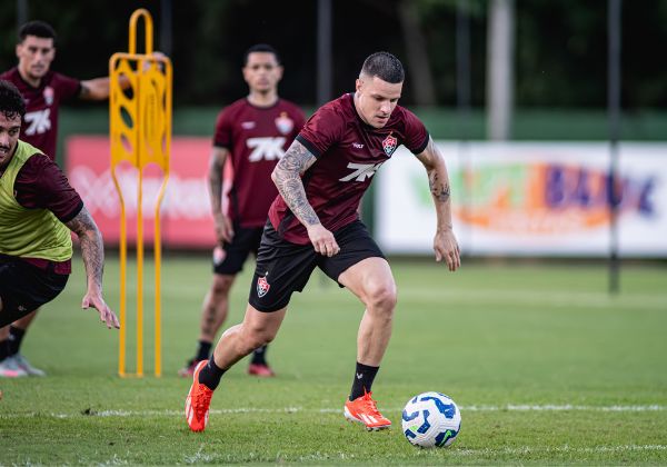 Vitória dará férias aos jogadores durante pausa do Brasileiro e reapresentação será dia 27