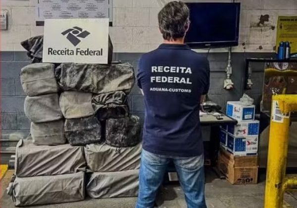 Receita Federal apreende mais de meia tonelada de cocaína no Porto de Salvador