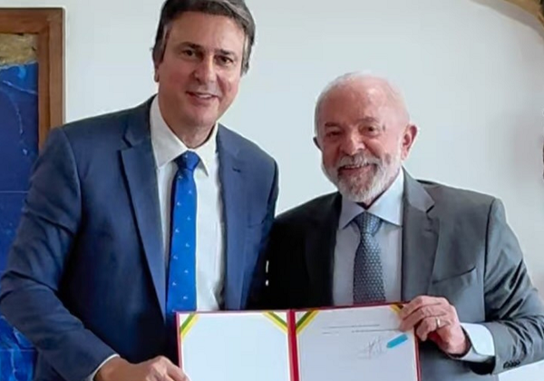 Lula cria Prêmio Nacional da Educação para incentivar desempenho de redes públicas