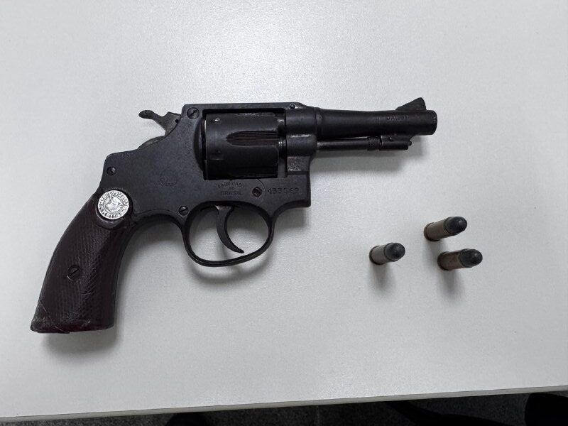Polícia Militar apreende arma de fogo durante o São João em Anguera