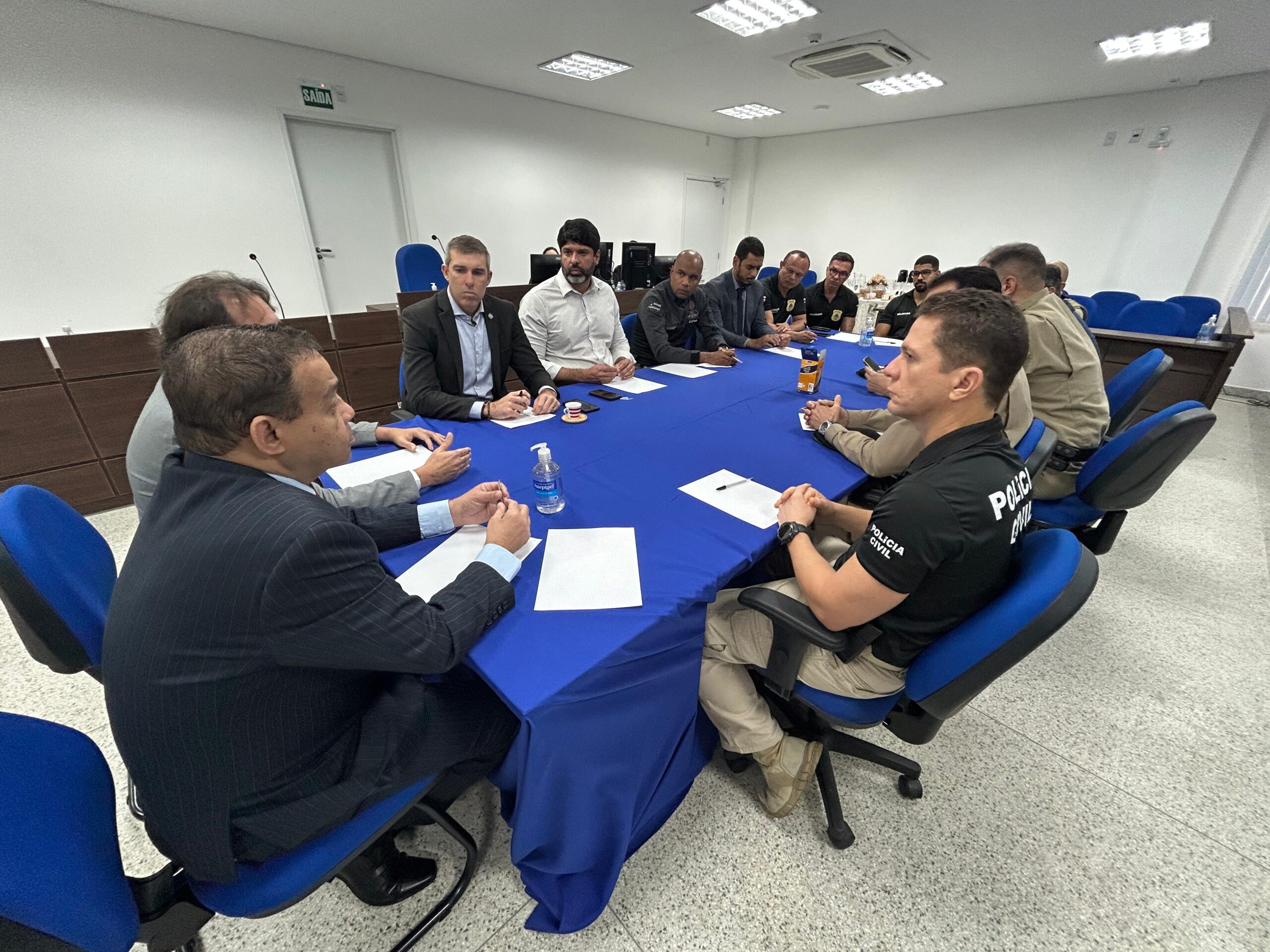 Intensificação do combate às facções na região de Eunápolis é definida em reunião da SSP, PM, PC, SEAP, PF e TJ