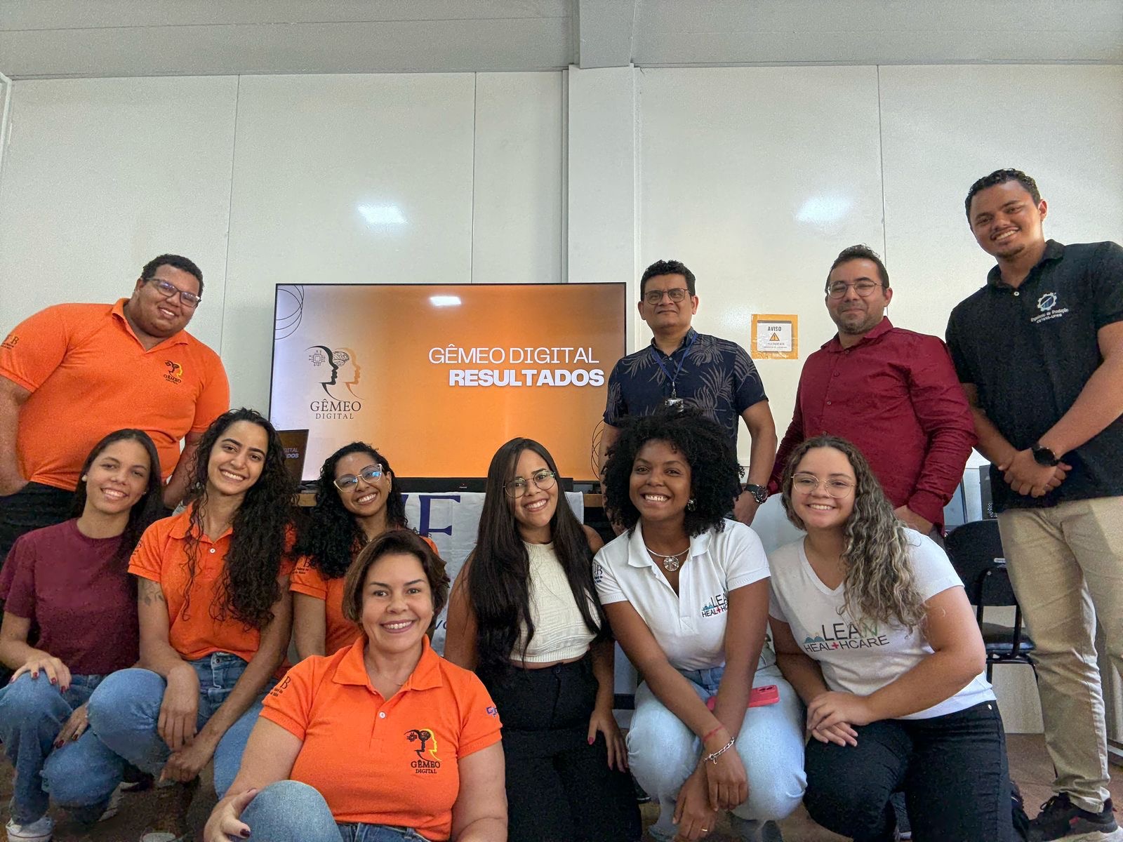 Estudantes da UFRB buscam apoio para representar Feira de Santana em evento internacional 