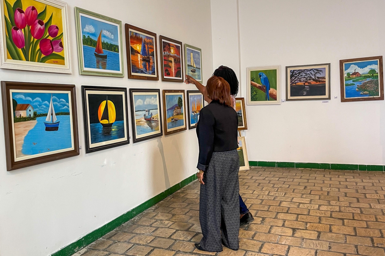 AAPC realiza exposição beneficente no MAC para arrecadação de recursos