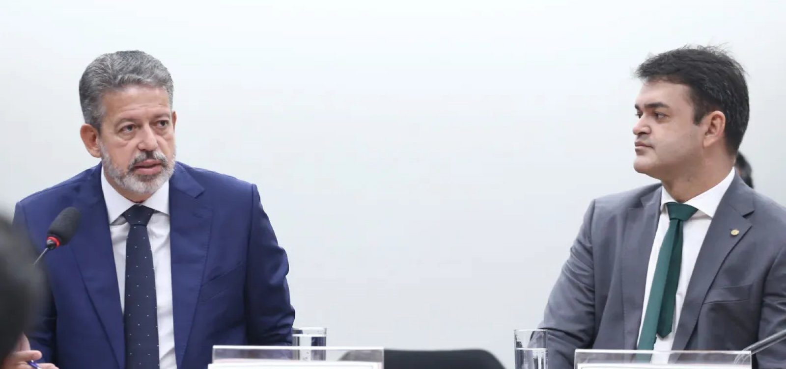 Comissão da Câmara aprova isenção do IR para quem ganha R$ 5 mil