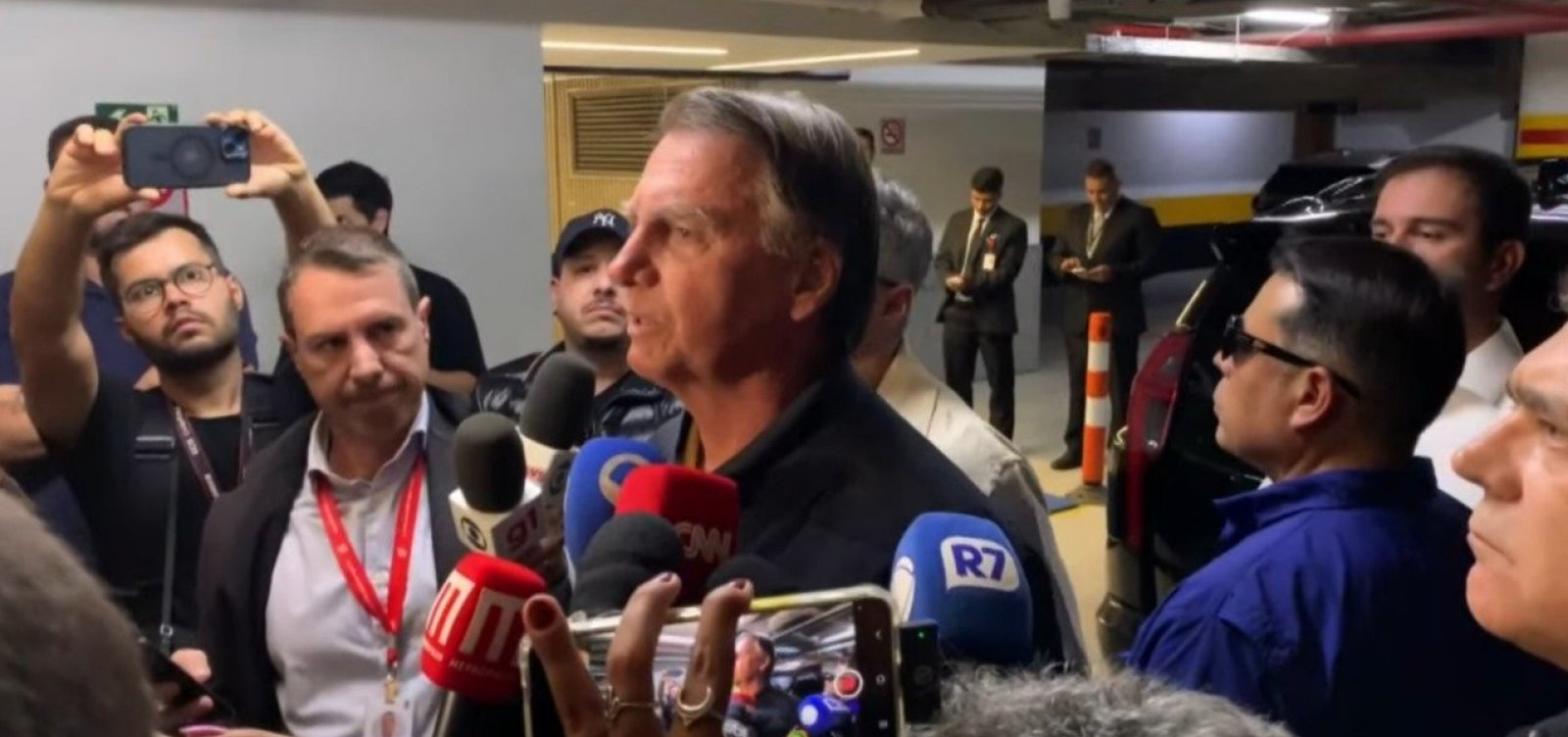 Entenda os motivos para decretação de cautelares contra Bolsonaro