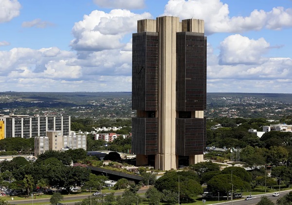 Ataque hacker desviou R$ 800 mi de instituições financeiras e afetou conexão com o Pix; entenda