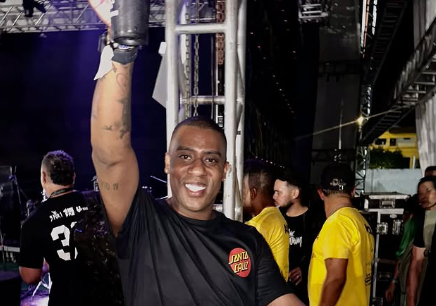 DJ e influenciador feirense é diagnosticado com Paralisia de Bell e faz alerta sobre cuidados com a saúde