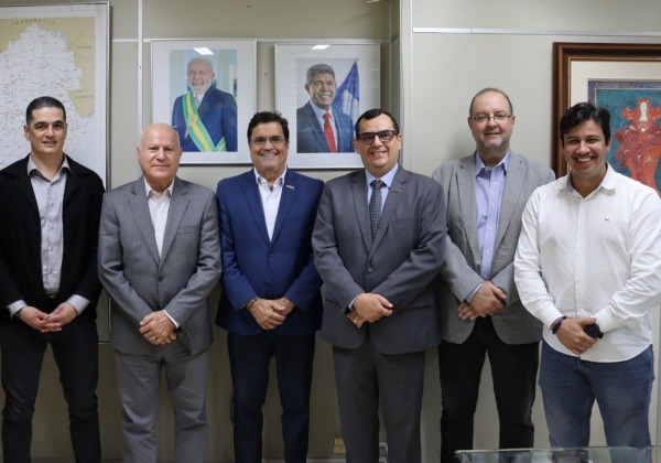 TIC Bahia detalha à SDE projeto ferroviário que liga Salvador à Feira de Santana
