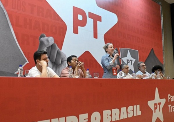 Eleições diretas do PT começam neste domingo com quase 3 mi de filiados aptos a votar
