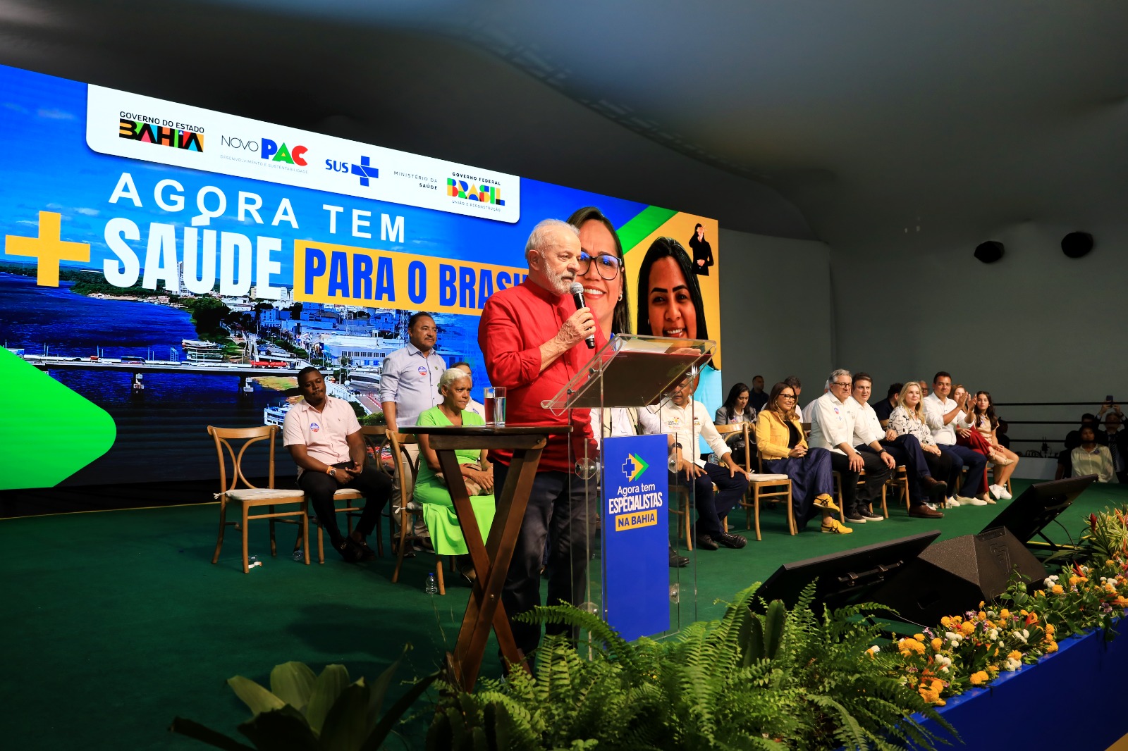 Lula anuncia gás de cozinha gratuito e isenção do IR para quem ganha até R$ 5 mil