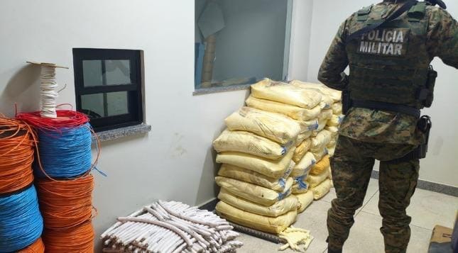 PM apreende cerca de uma tonelada de explosivos em Sento Sé