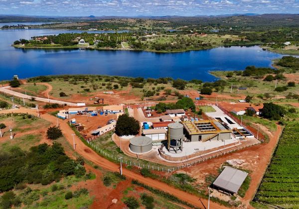 Novo sistema levará água para sete cidades do sertão baiano