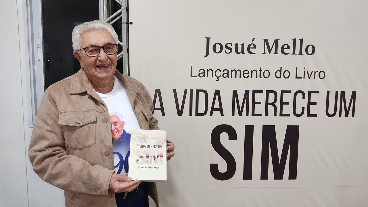 Professor Josué Mello lança livro “A Vida Merece um Sim” em noite especial de celebração aos 90 anos