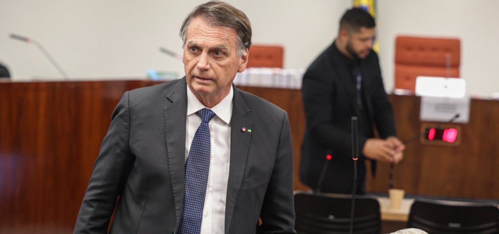 Defesa de Bolsonaro diz ter sido surpreendida com indiciamento