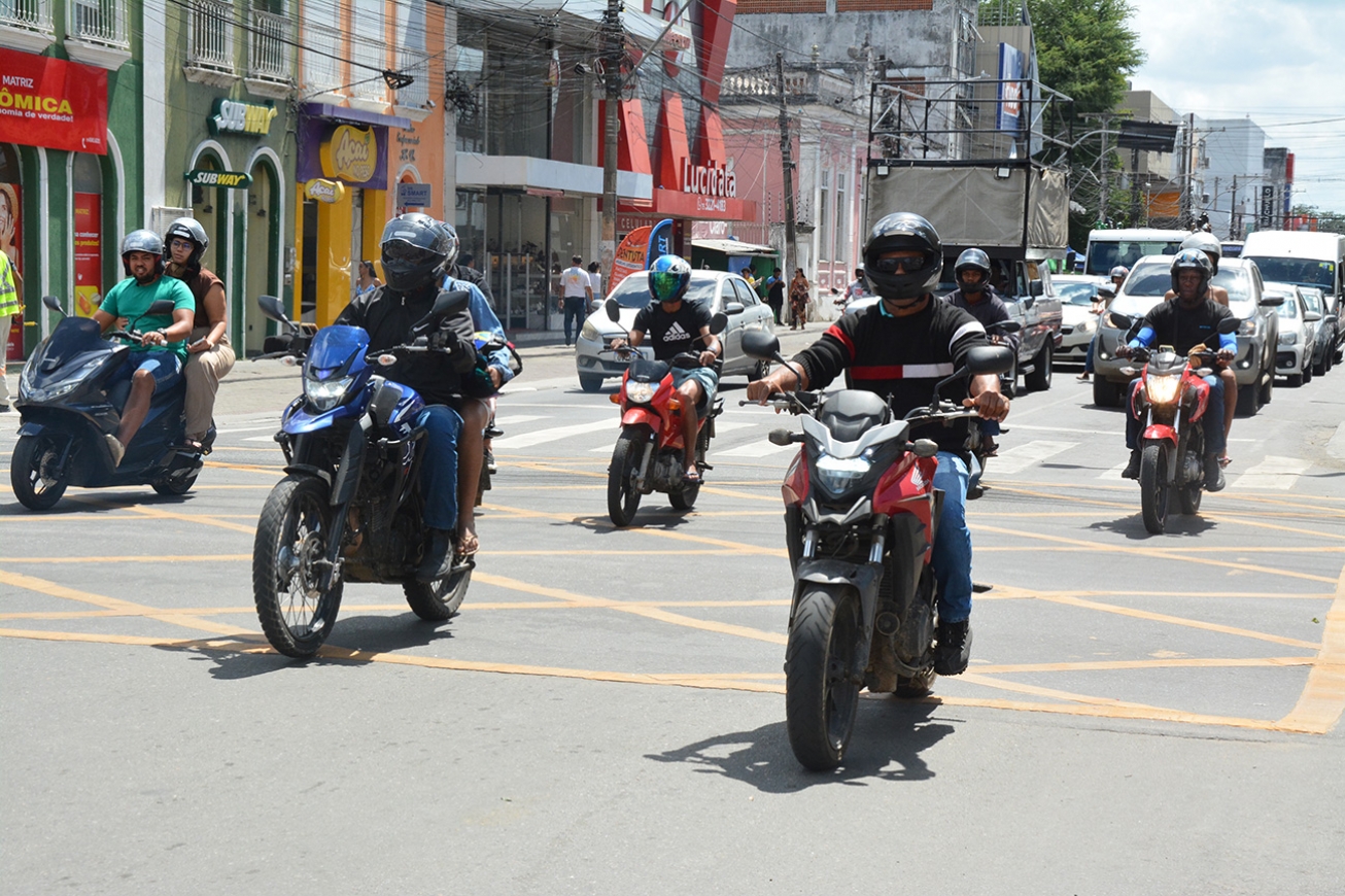 Feira terá faixa exclusiva para motos em vias de grande circulação de veículos