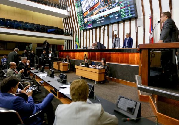ALBA aprova empréstimo bilionário sob protestos da oposição